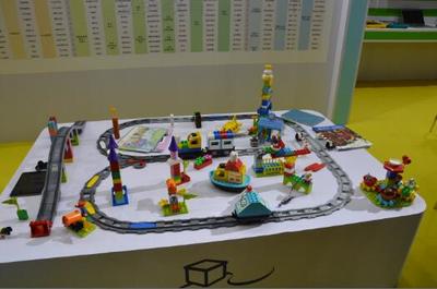 立務(wù)教育攜樂高產(chǎn)品亮相2019首屆四川教育裝備博覽會，賦能高等教育與培訓(xùn)新篇章